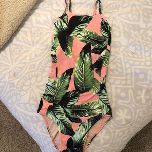 Albion fit Waikiki one piece! ONLY WORN ONCE!
